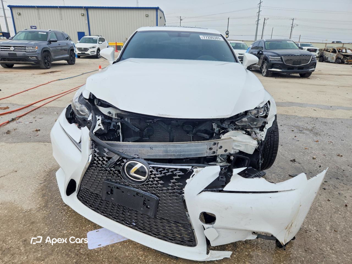 Lexus IS 2014