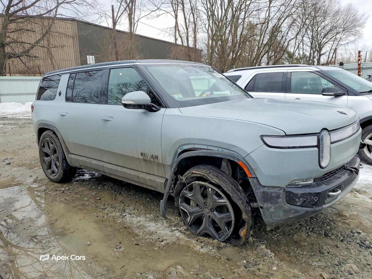 Rivian R1S 2023