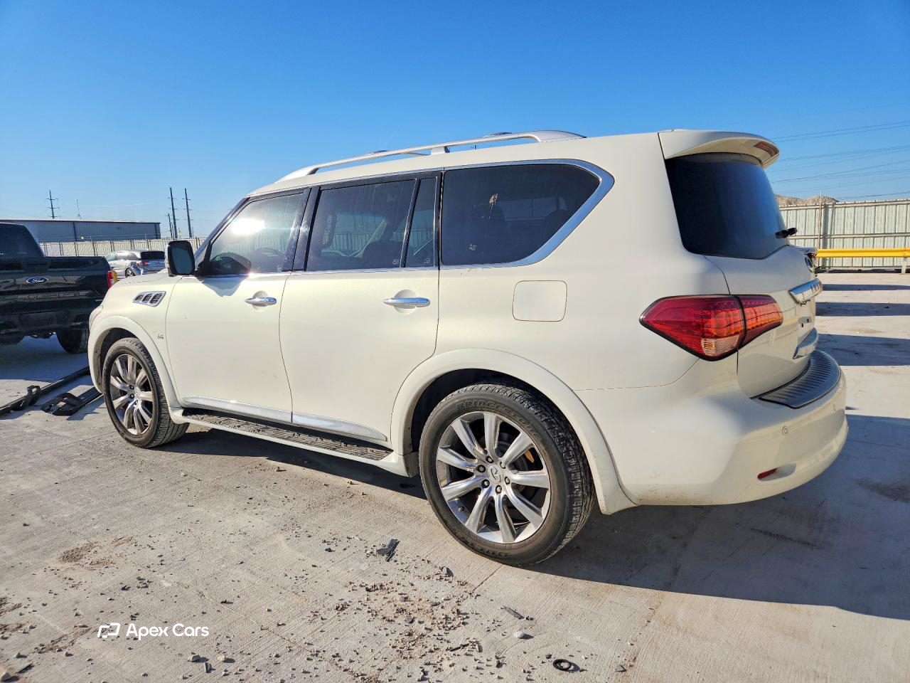 Infiniti QX80 2014