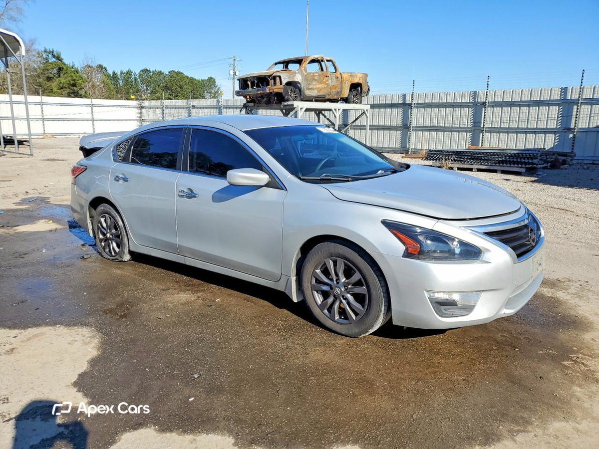 Nissan Altima 2015