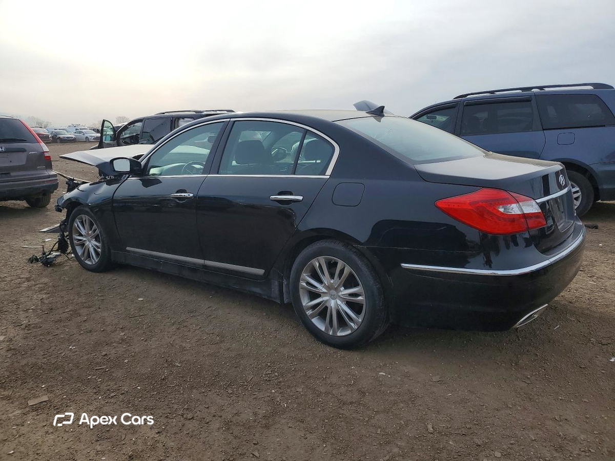 Hyundai Genesis 2012