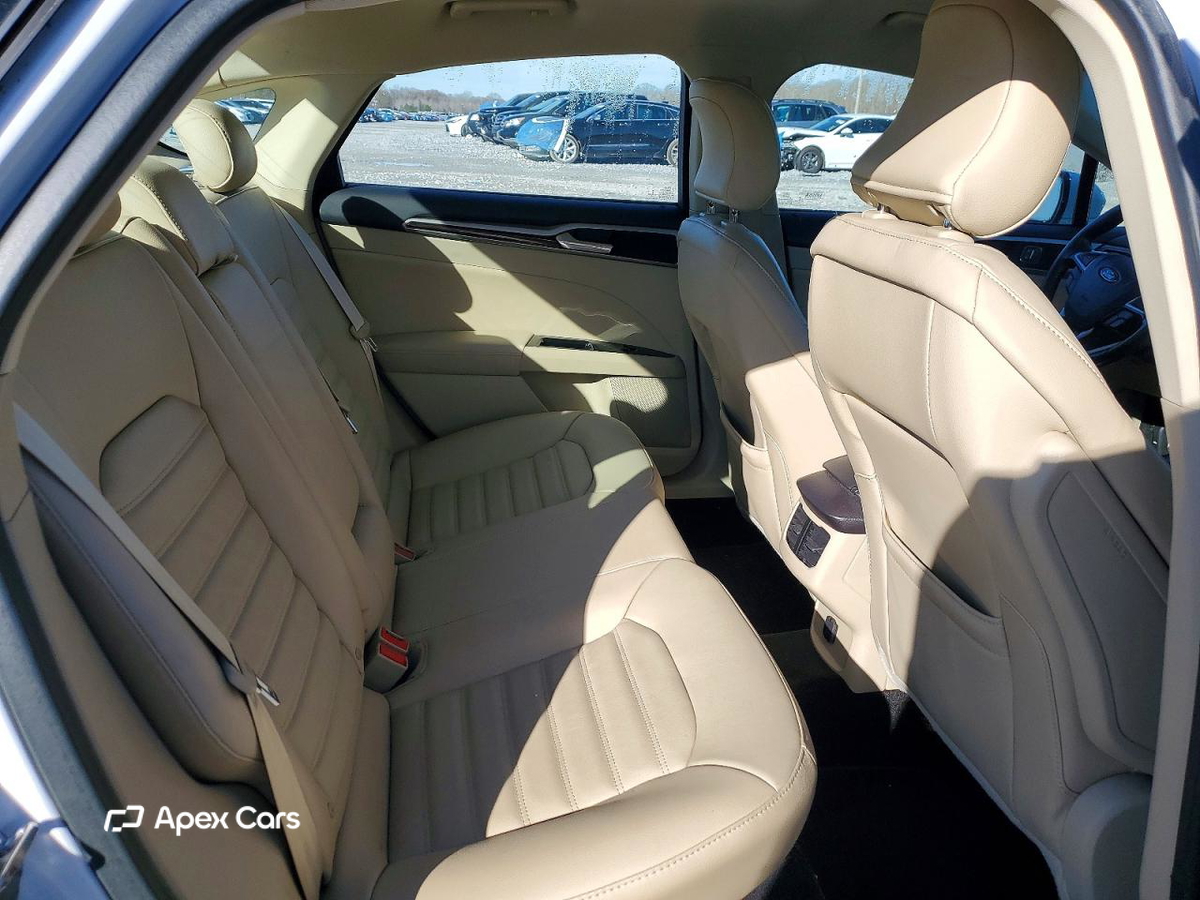 Ford Fusion 2016