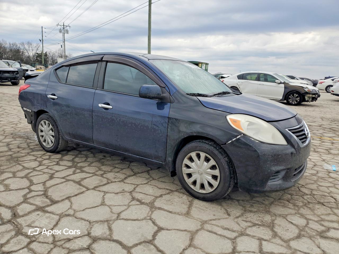 Nissan Versa 2013