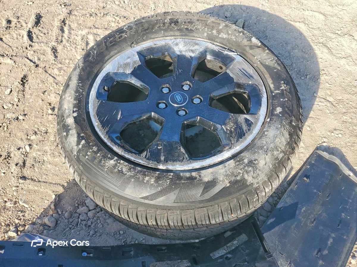 Land Rover Defender 2025