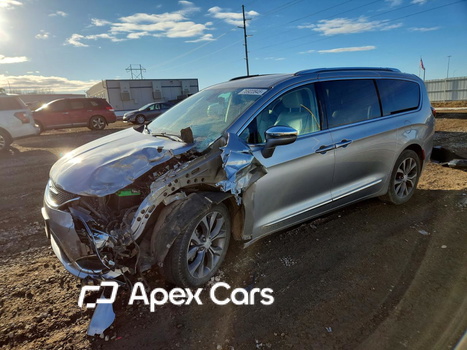 Chrysler Pacifica 2017 - Zdjęcie 1 z 13