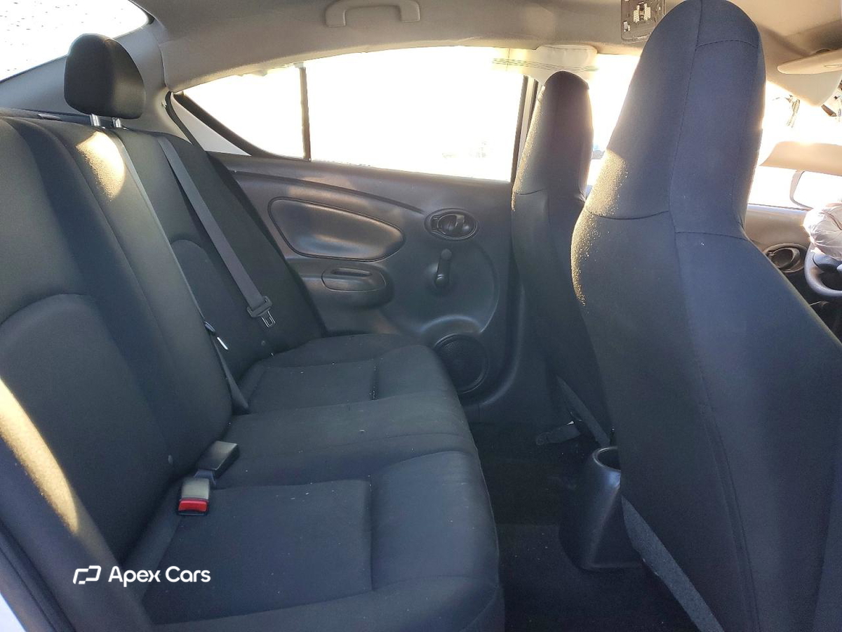 Nissan Versa 2017