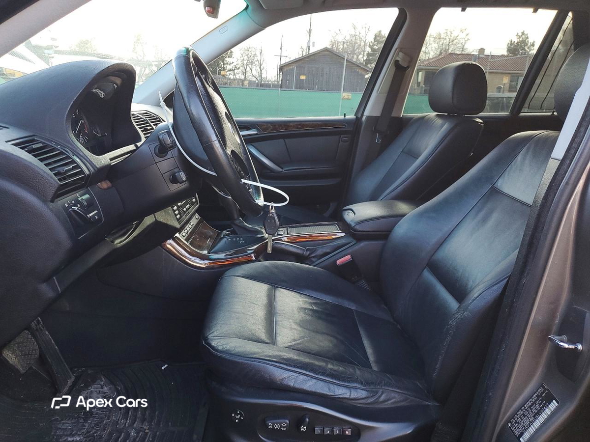 BMW X5 2005
