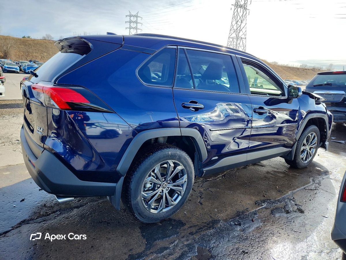 Toyota RAV 4 2025