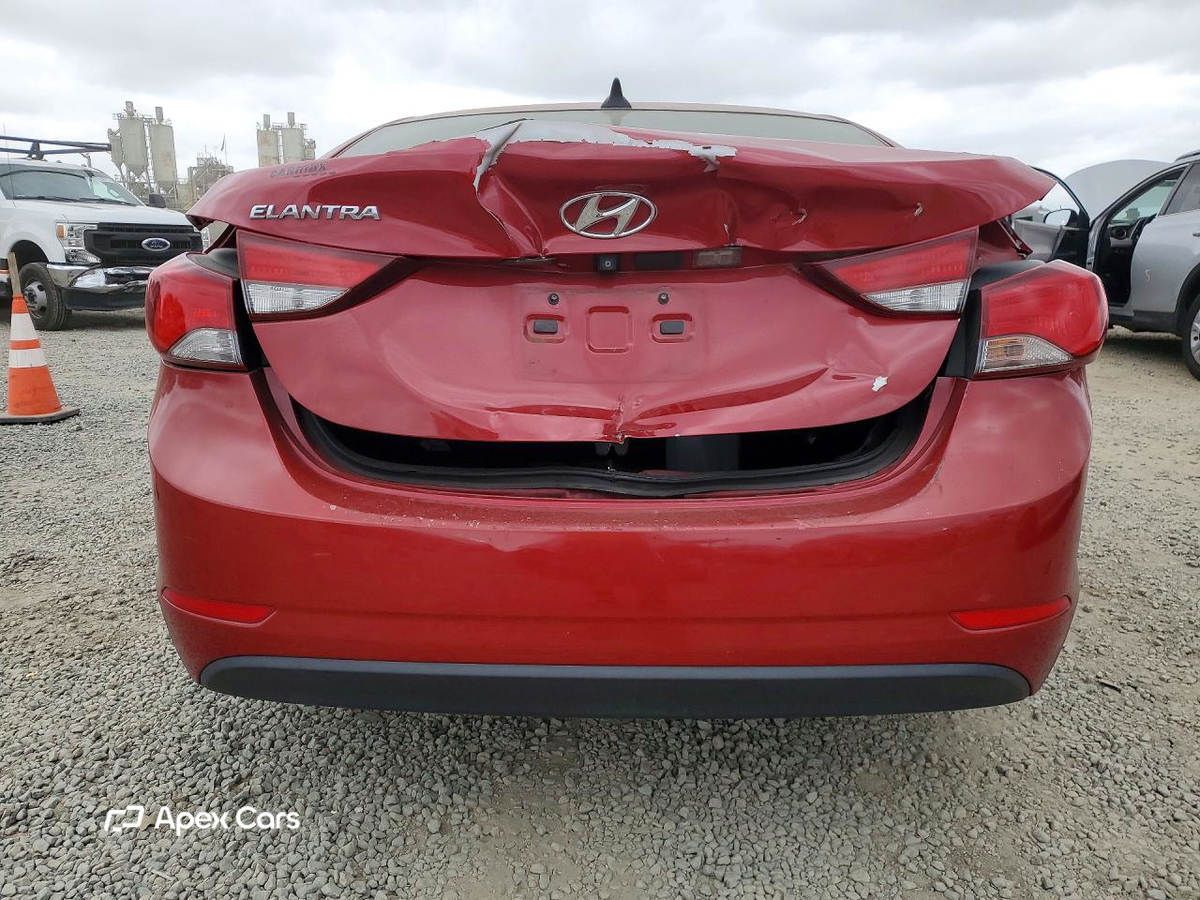 Hyundai Elantra 2016