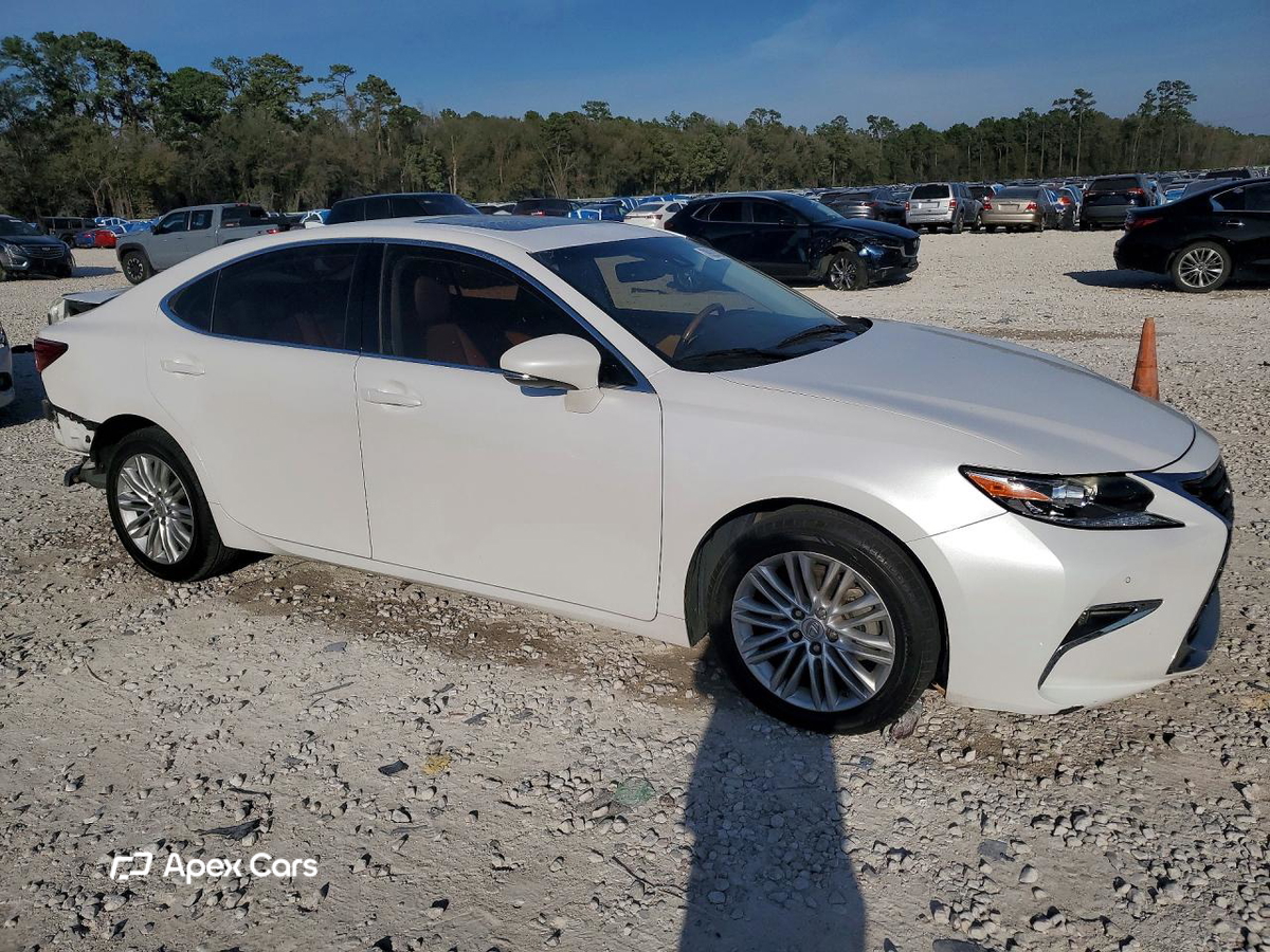 Lexus ES 2016