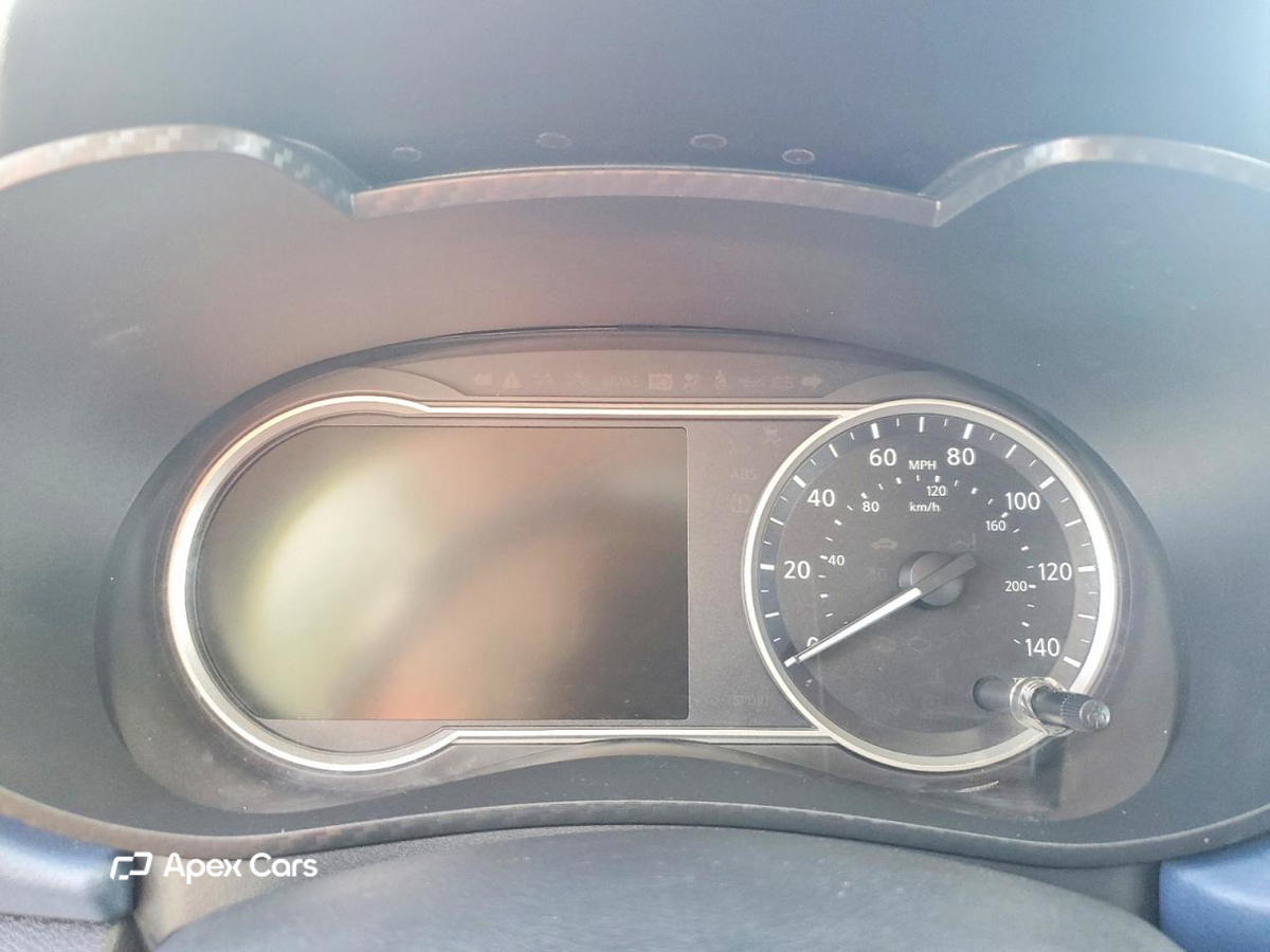 Nissan Versa 2025