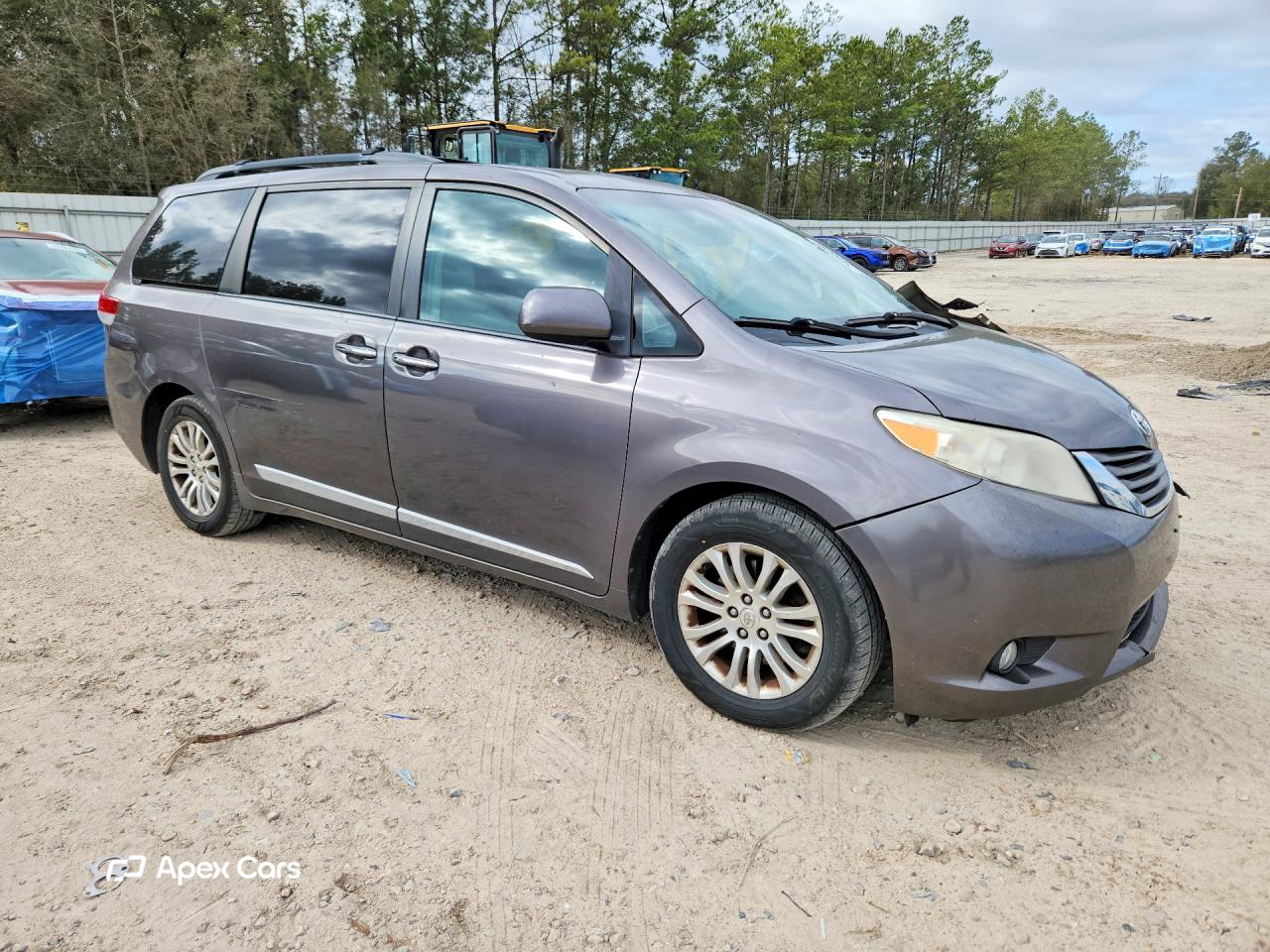 Toyota Sienna 2011