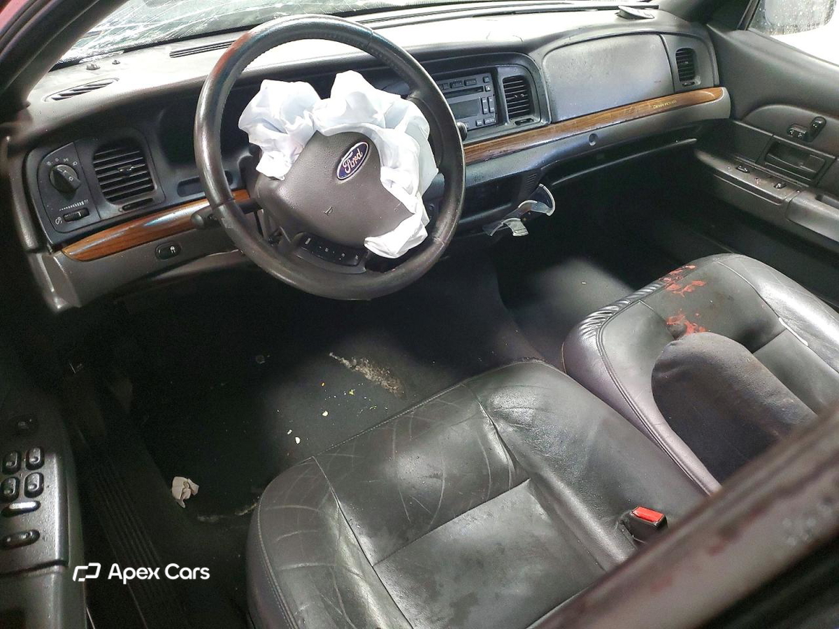Ford Crown Victoria 2005