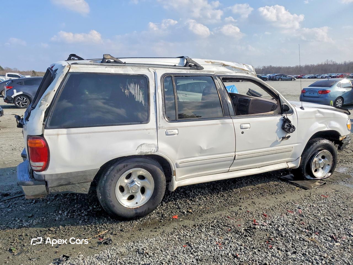 Ford Explorer 2001