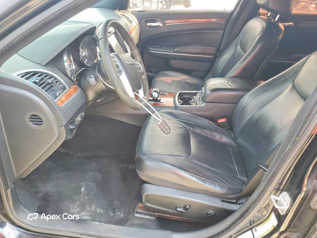 Chrysler 300 2014