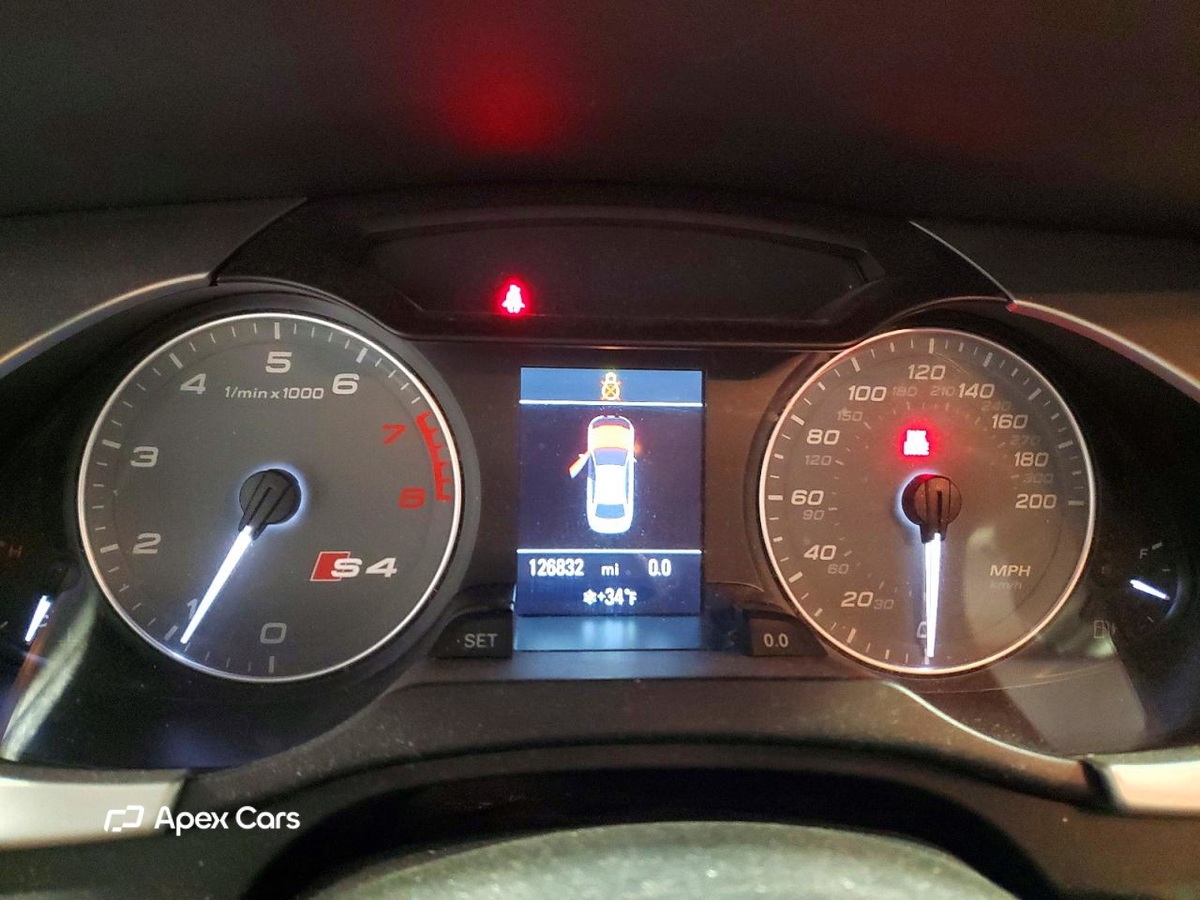 Audi RS4 2011