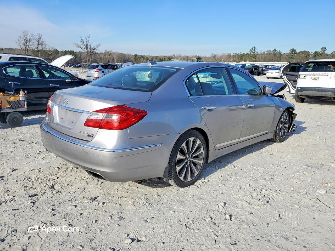 Hyundai Genesis 2013