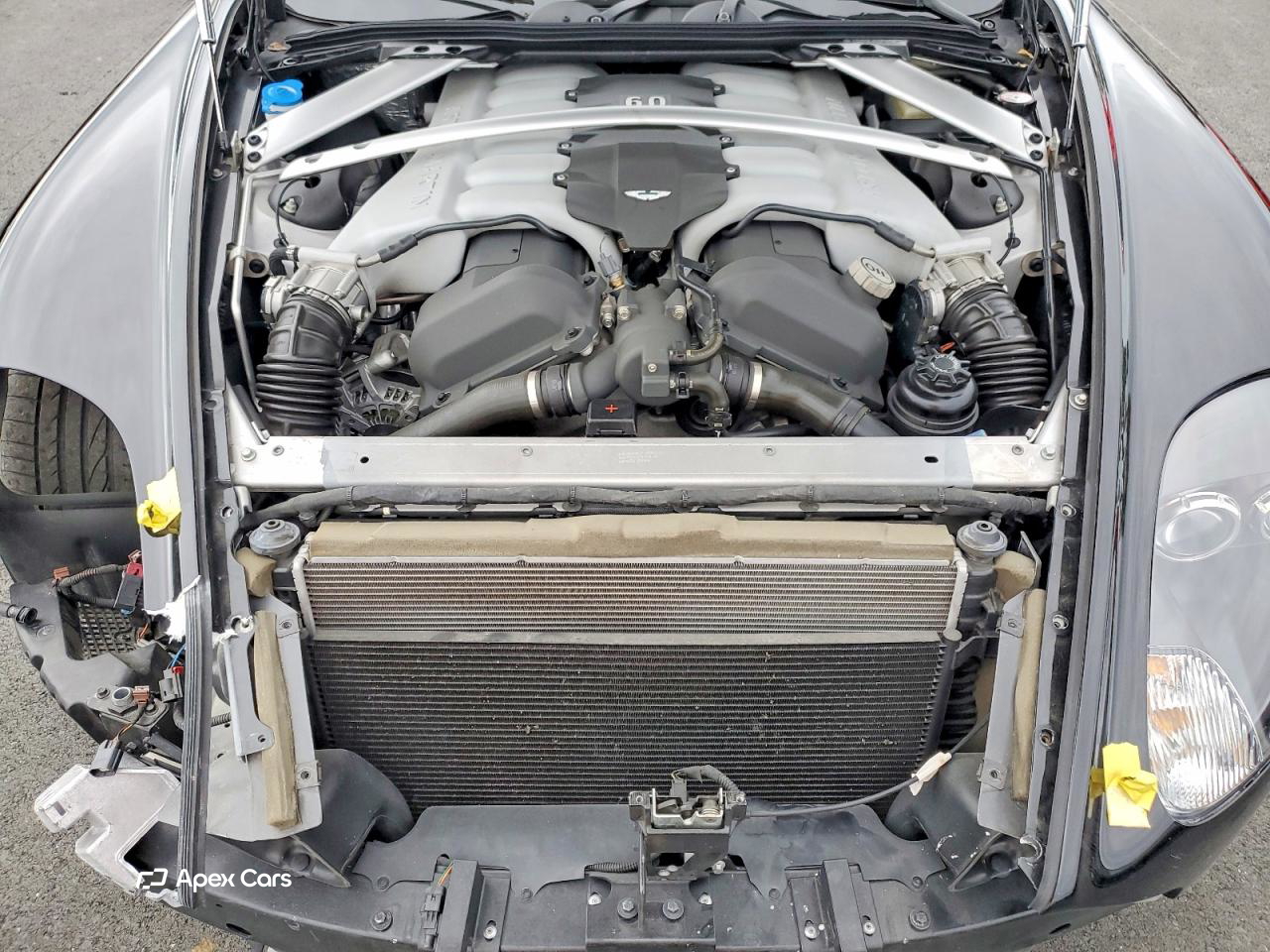 Aston Martin DB9 2011