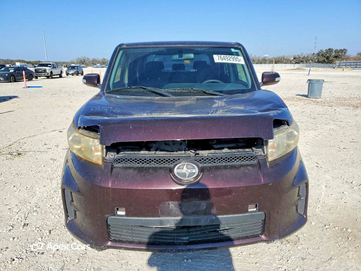 Toyota  2011