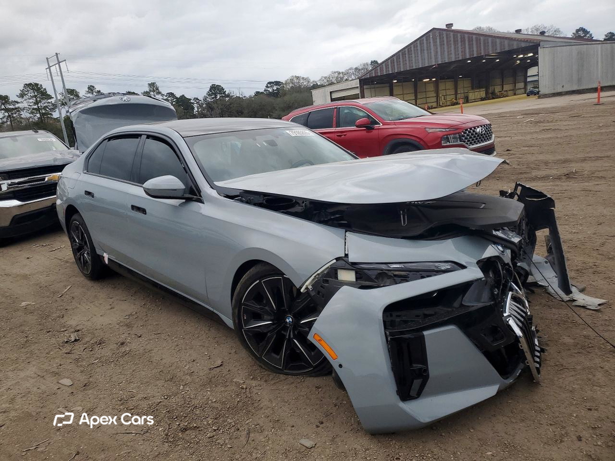 BMW i7 2023