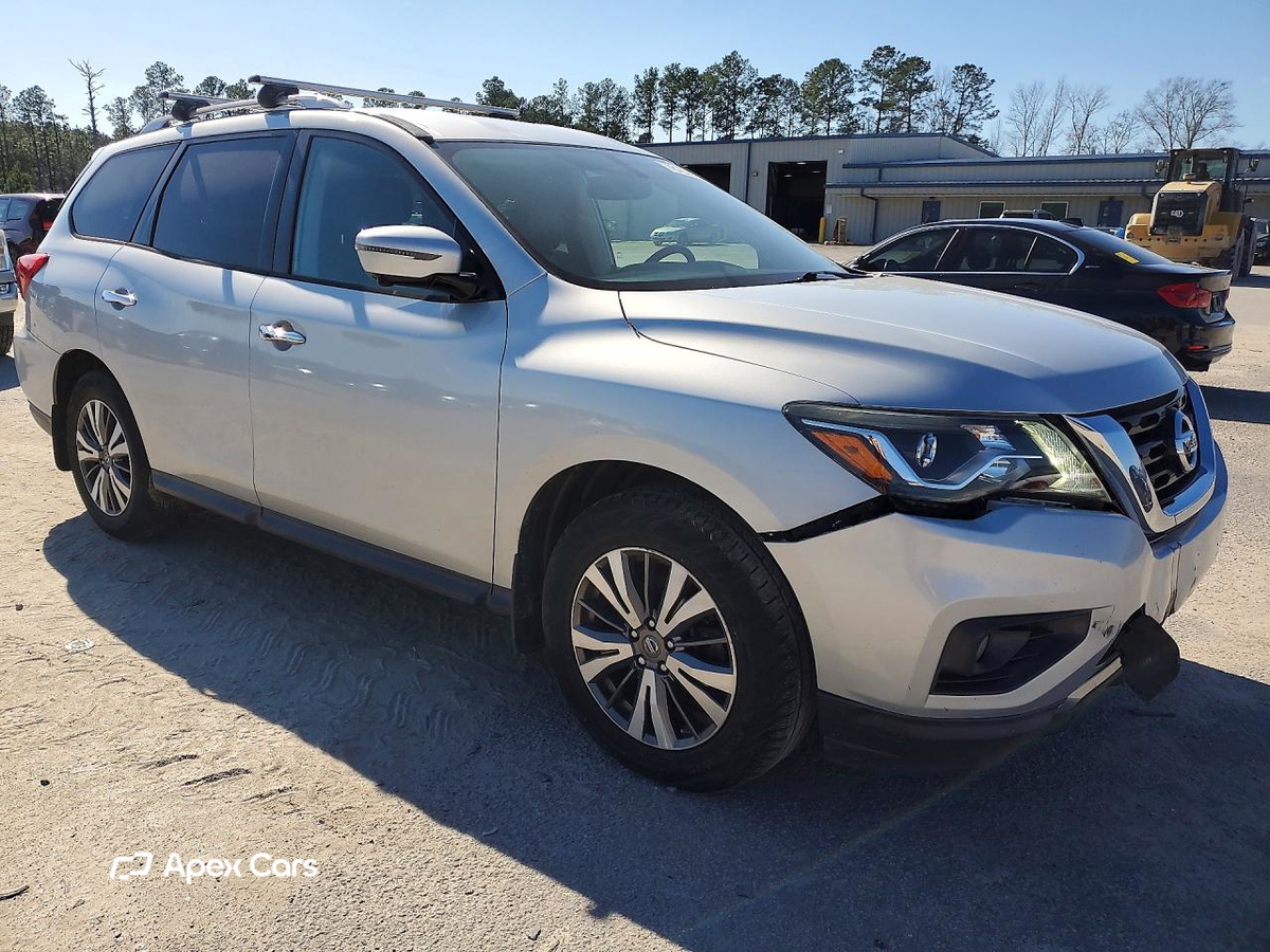 Nissan Pathfinder 2017
