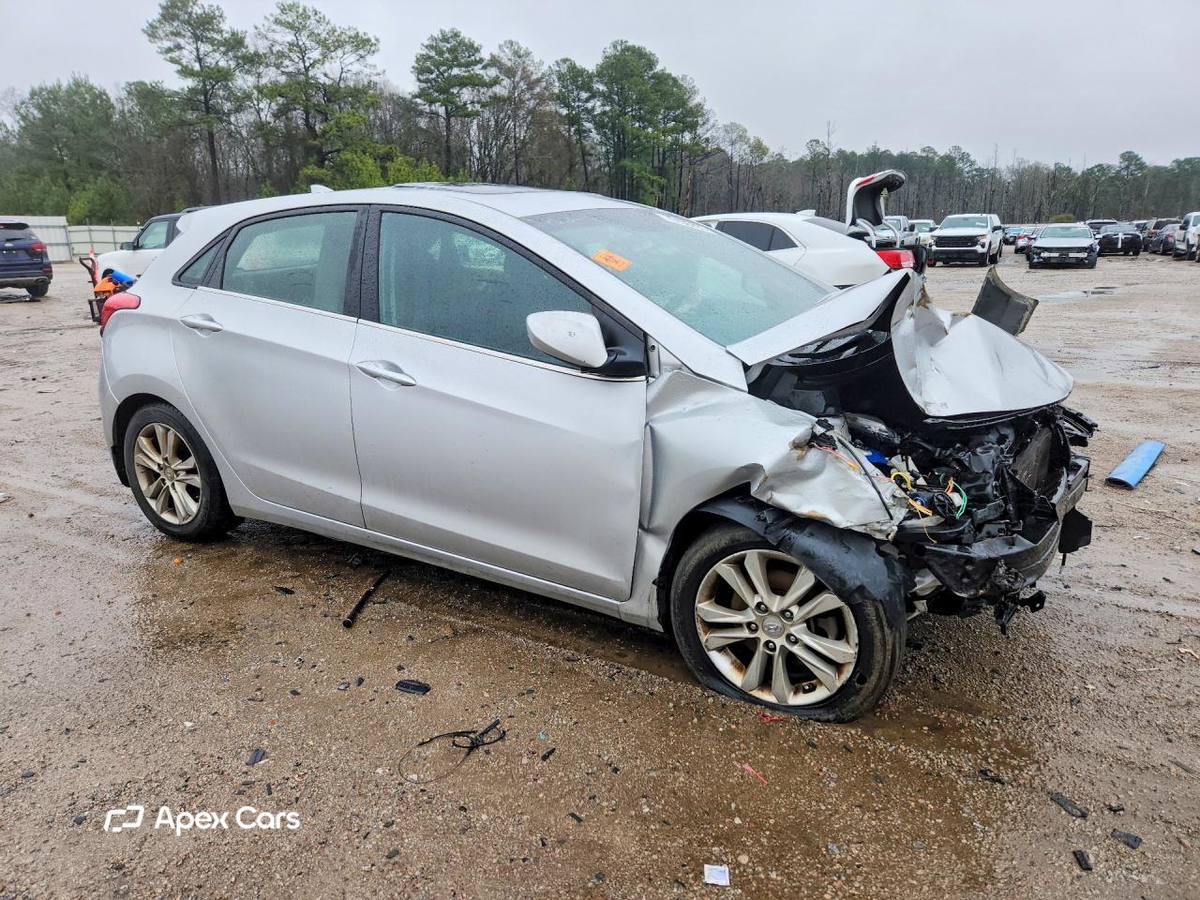 Hyundai Elantra 2013