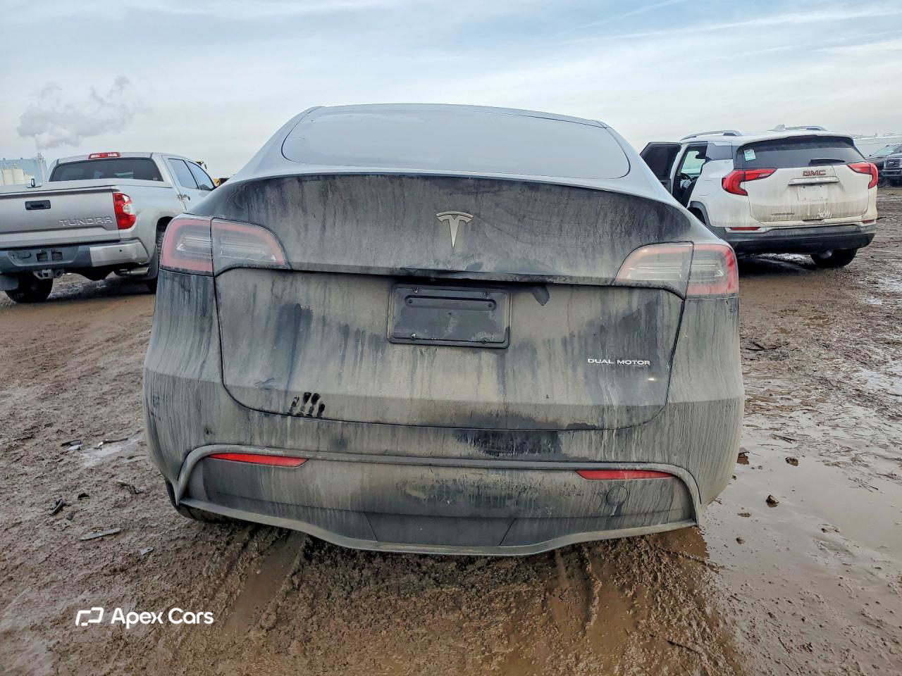 Tesla Model Y 2022