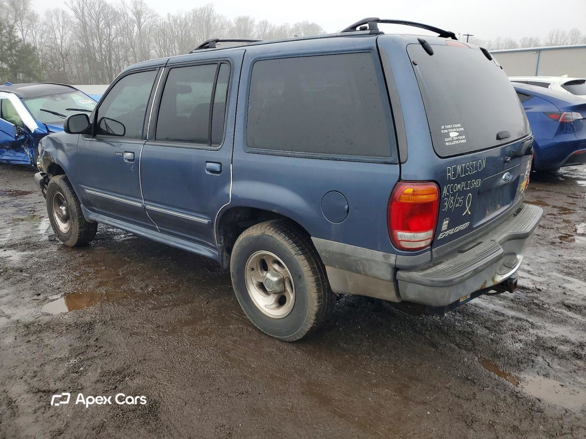 Ford Explorer 2000