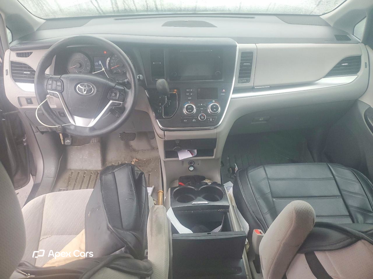 Toyota Sienna 2017