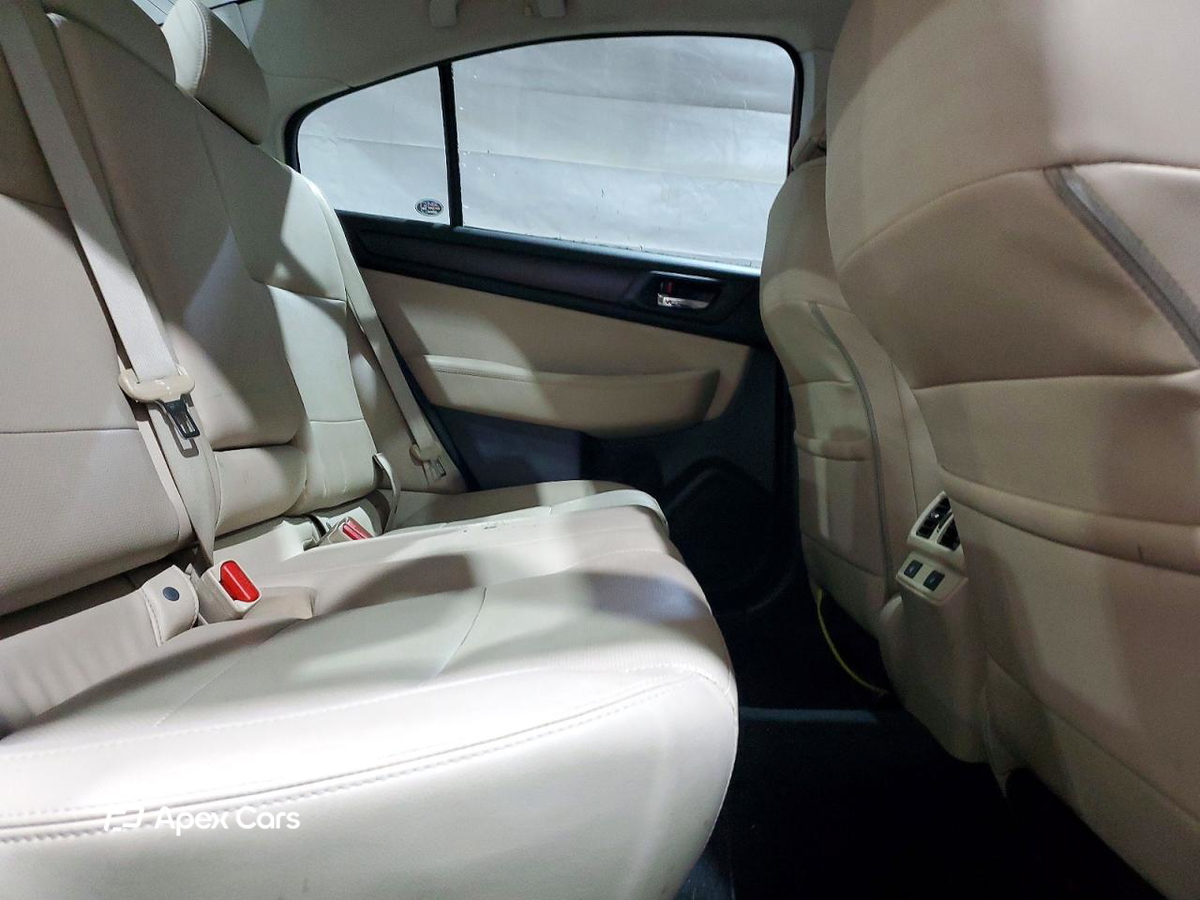 Subaru Legacy 2016