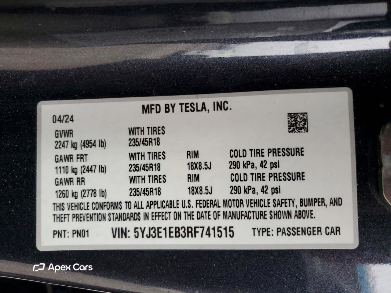 Tesla Model 3 2024