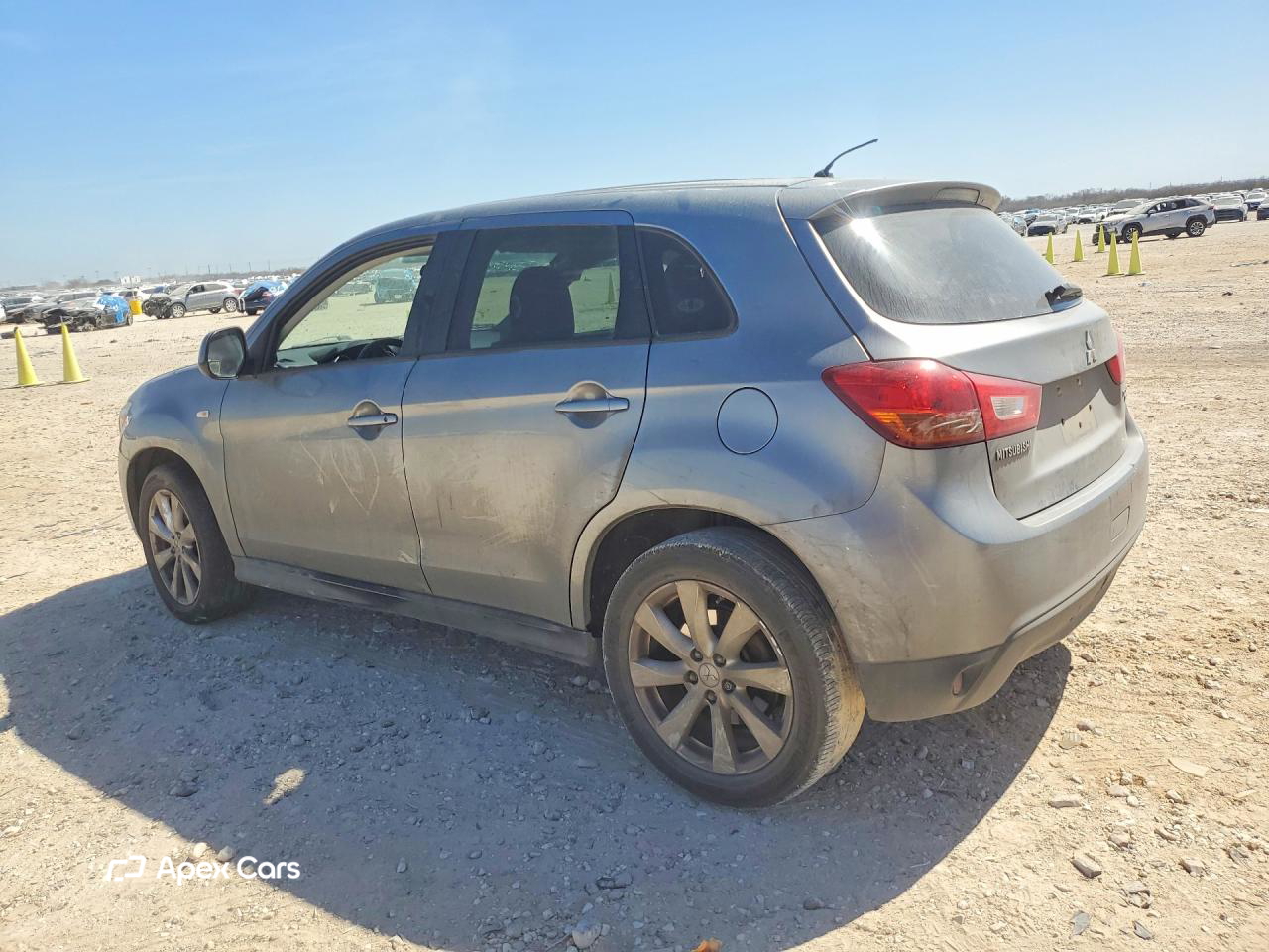 Mitsubishi Outlander 2015