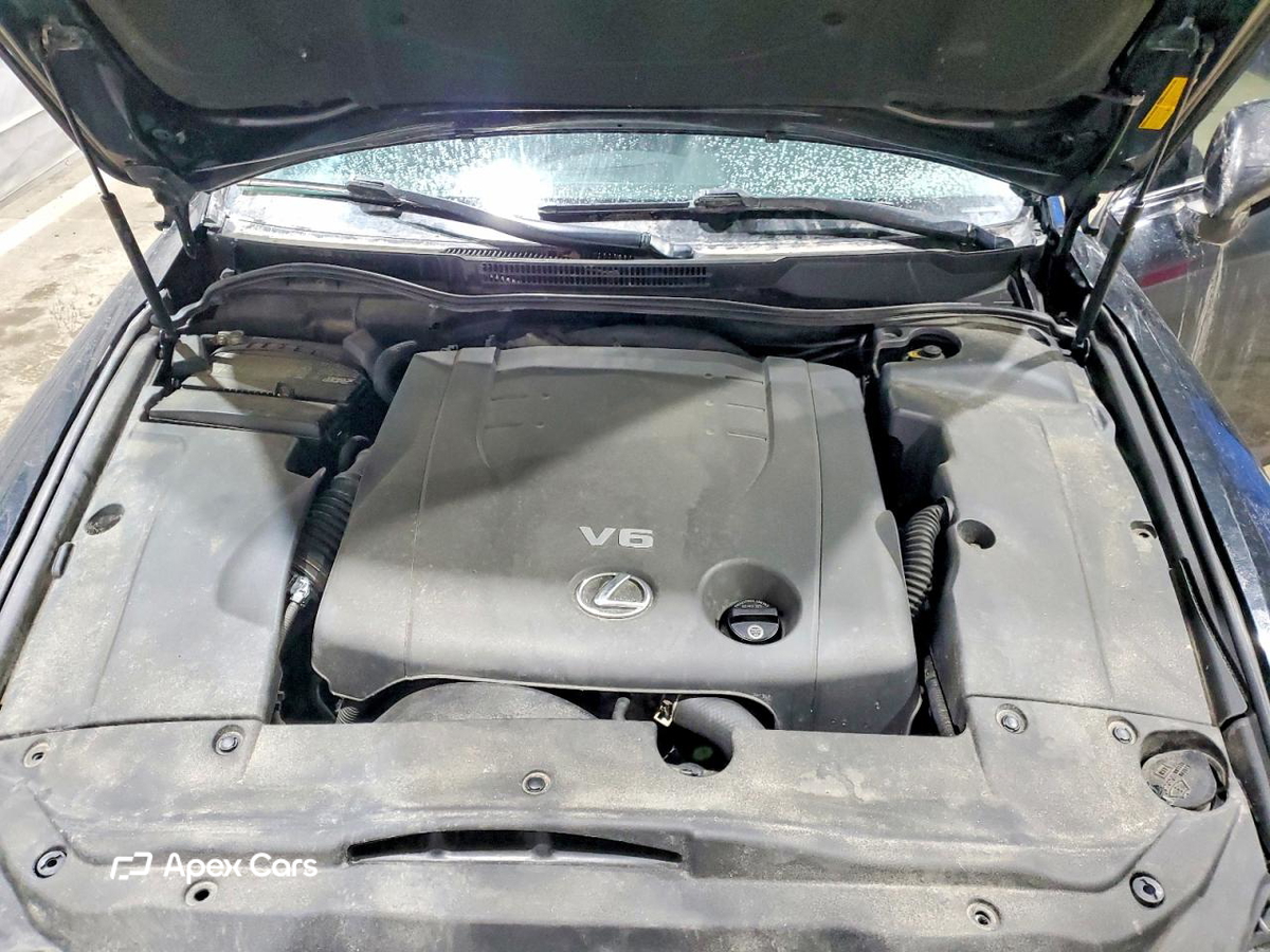 Lexus IS 2010
