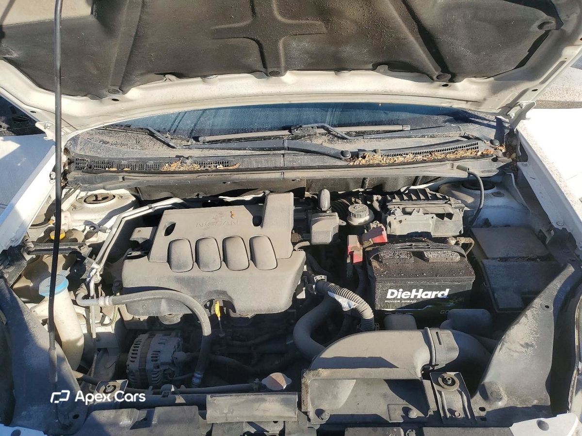 Nissan Sentra 2012