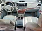 Toyota Sienna 2014