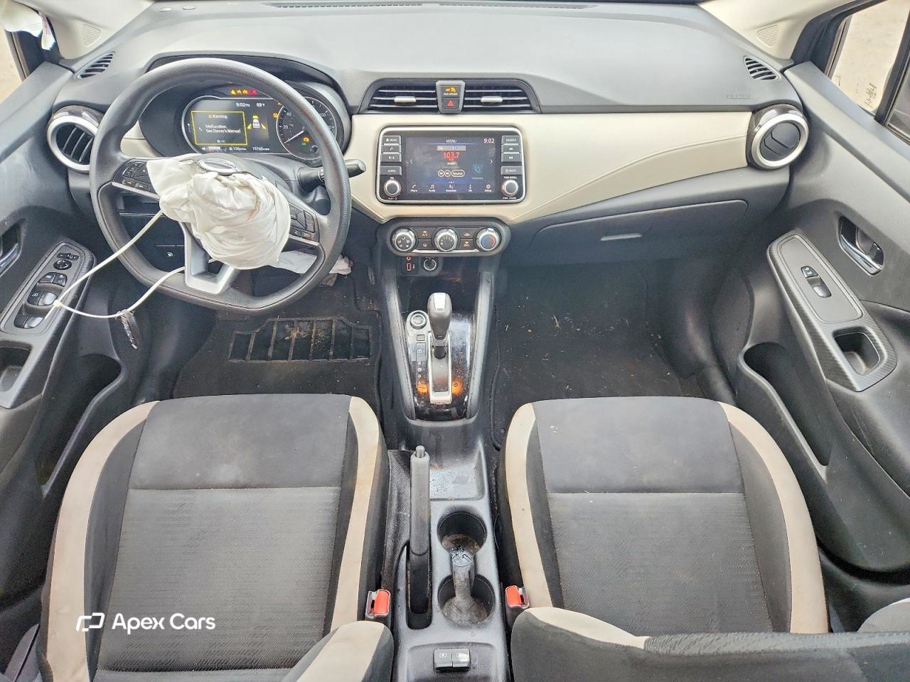 Nissan Versa 2021