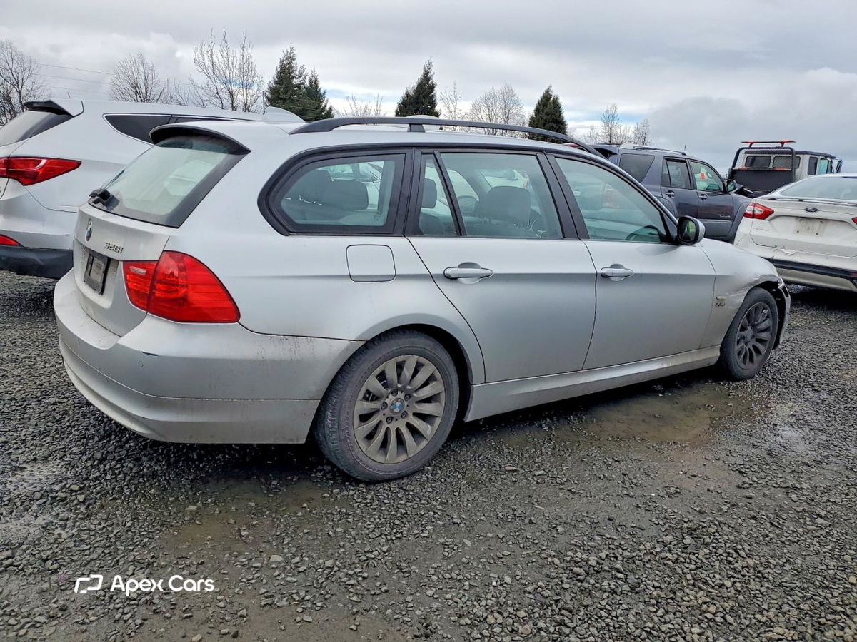 BMW Series 3 2009