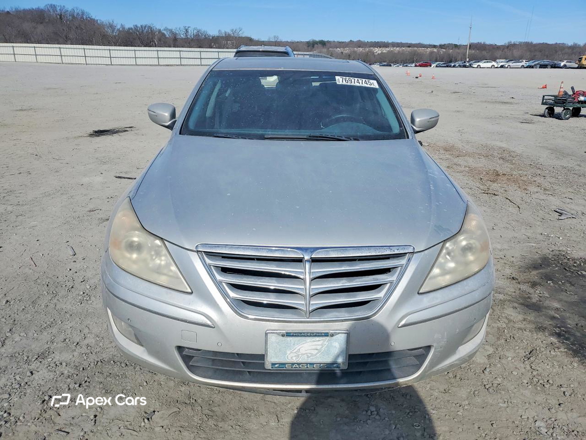 Hyundai Genesis 2009