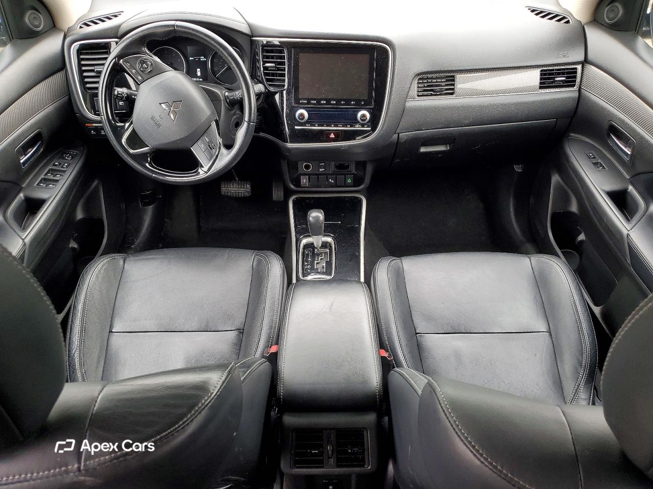 Mitsubishi Outlander 2020
