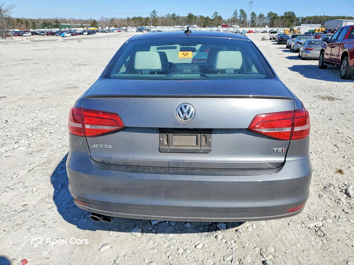 Volkswagen Jetta 2015