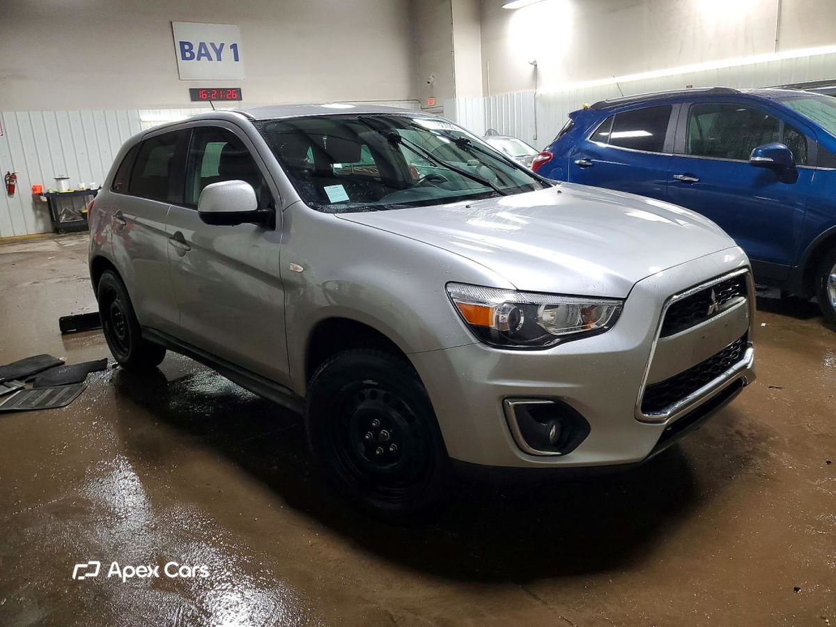 Mitsubishi Outlander 2015