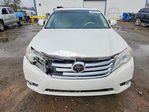 Toyota Avalon 2011