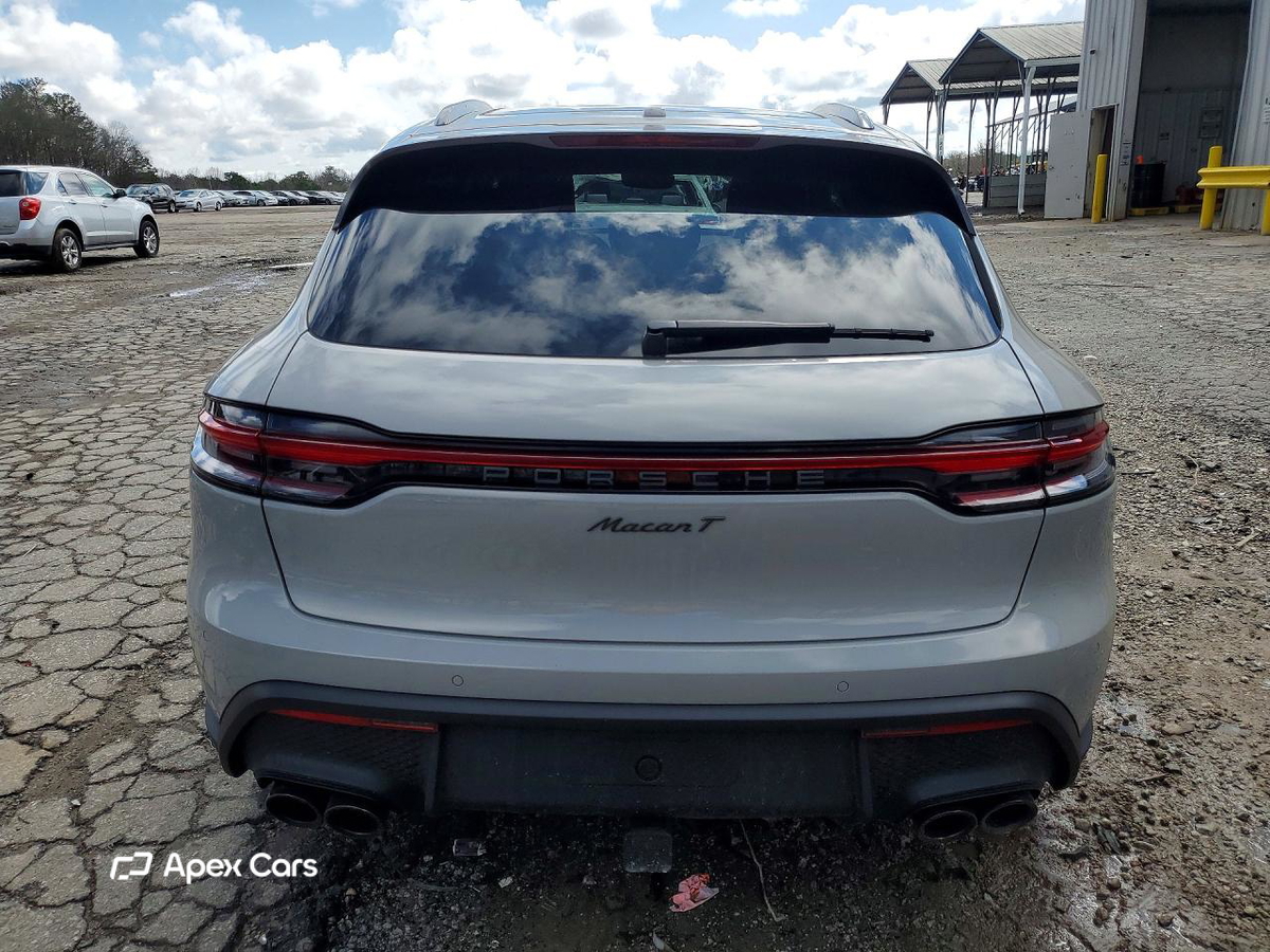 Porsche Macan 2025