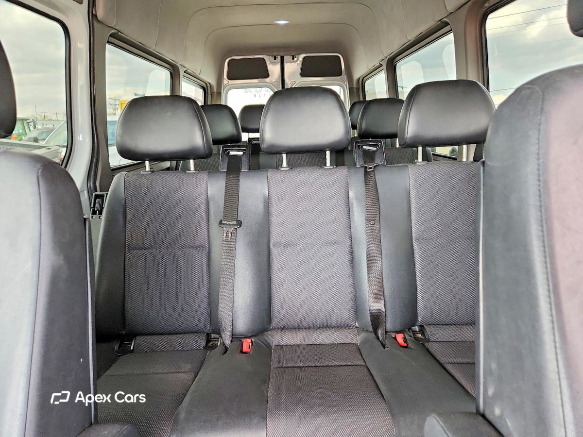 Mercedes-Benz Sprinter 2013