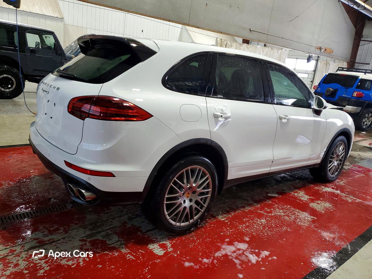 Porsche Cayenne 2016