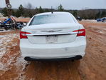 Chrysler 200 2013