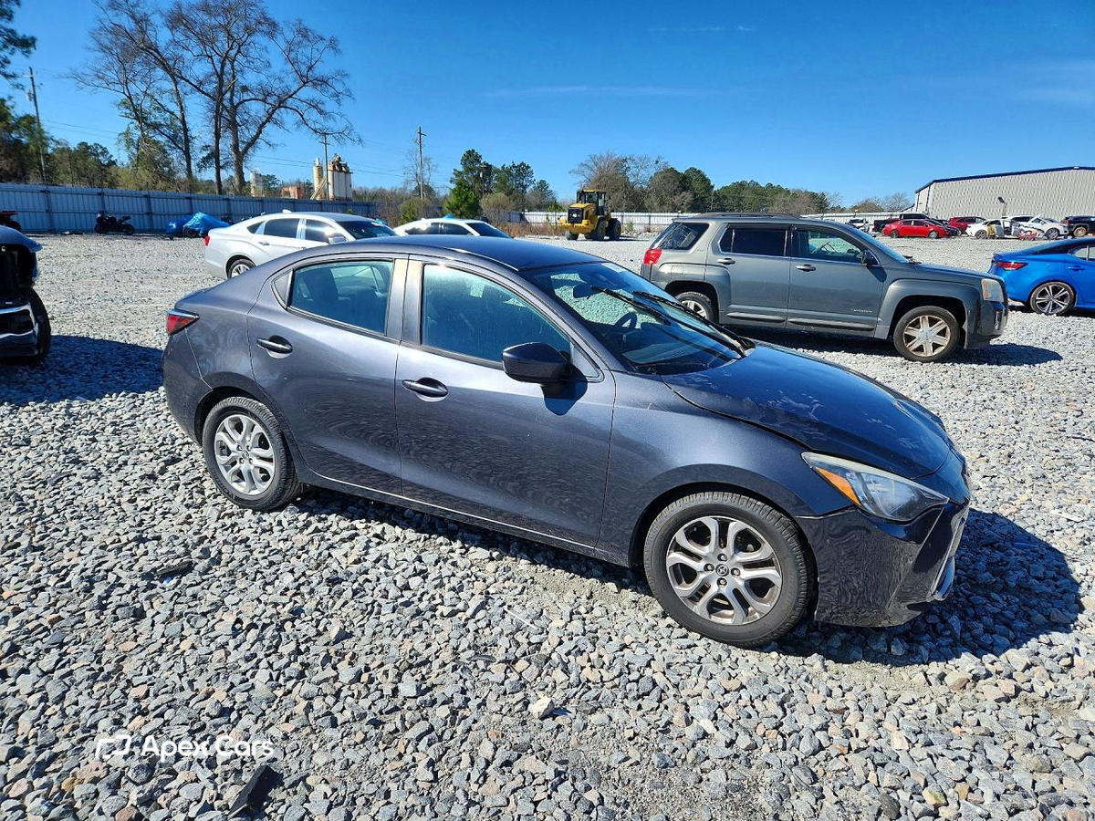 Scion iA 2016