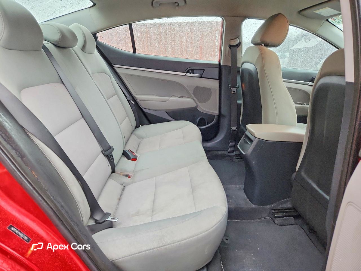 Hyundai Elantra 2017