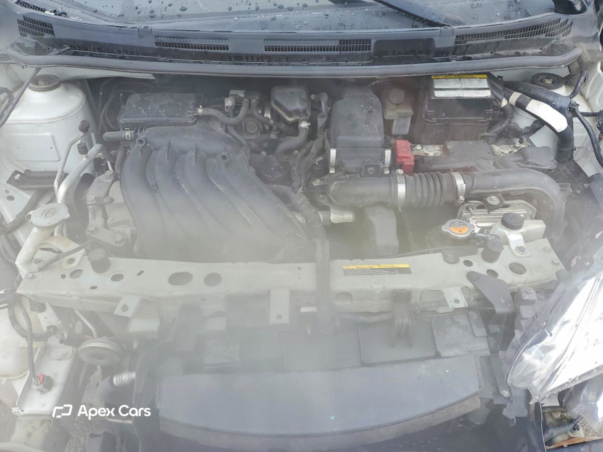 Nissan Versa 2016