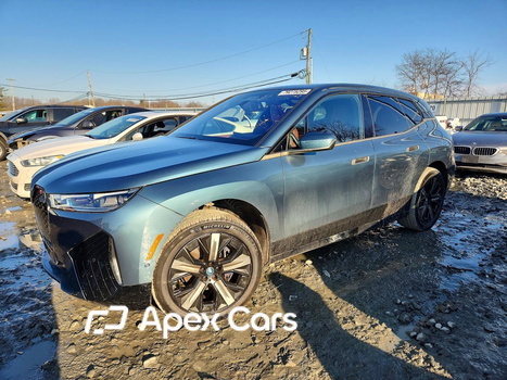 BMW iX 2023 - Image 1 of 13
